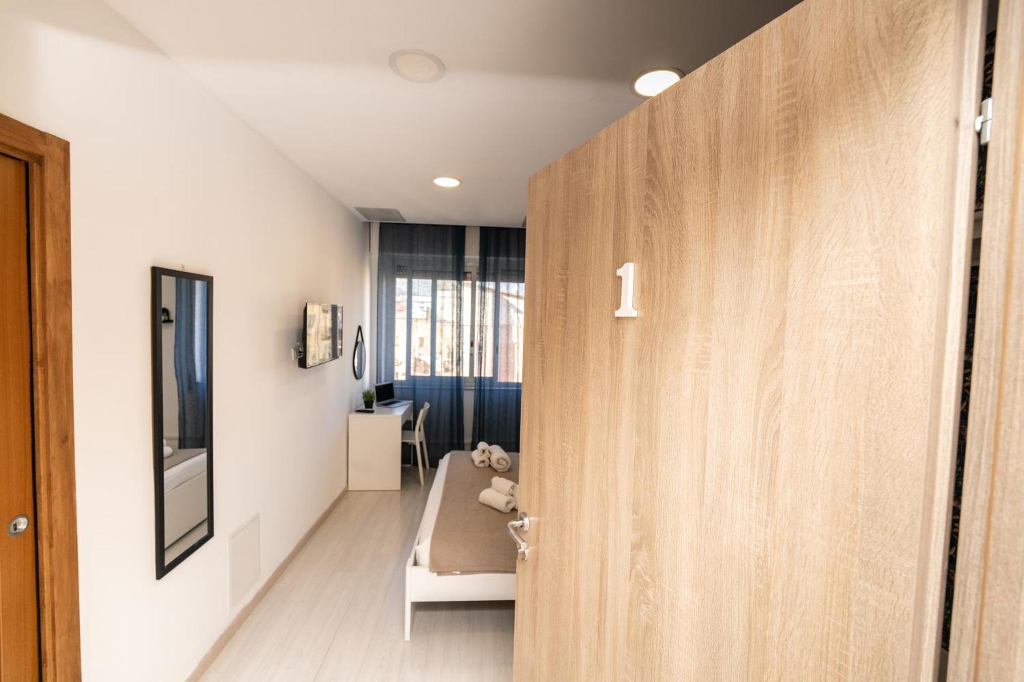 Central Room 128L パレルモ エクステリア 写真