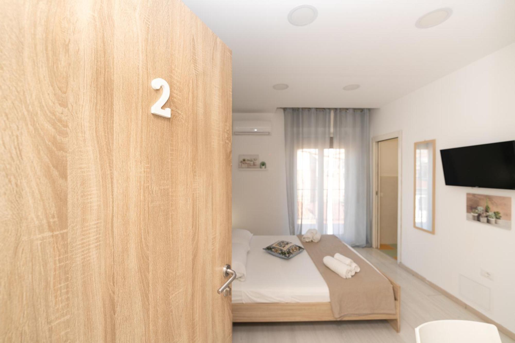 Central Room 128L パレルモ エクステリア 写真